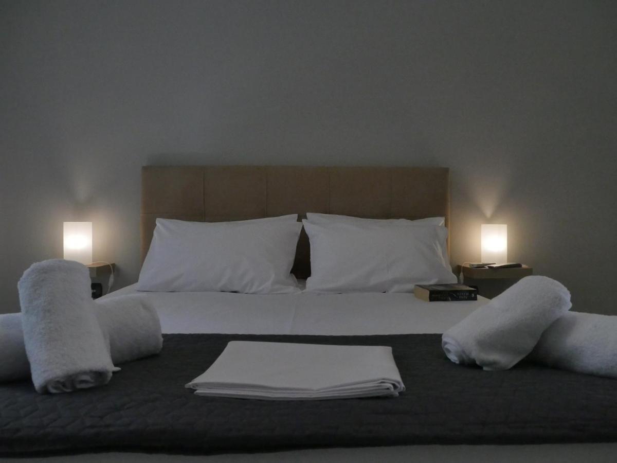 Sea Breeze-Vaporia-Syros Apartment Ermoupoli Bagian luar foto